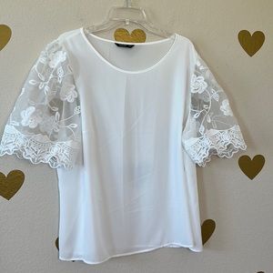 Shein Curve white top with sheer floral sleeves 3xl BNWOT